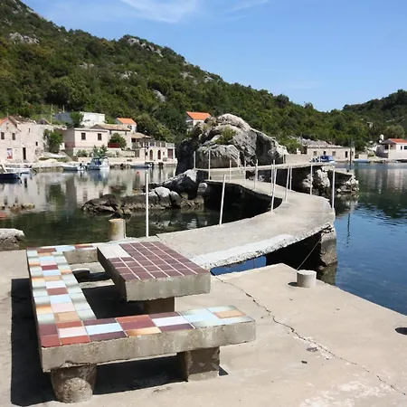 With Parking Space Maranovici, Mljet - 22339 Maranovici