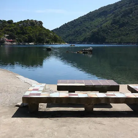 With Parking Spaces Maranovici, Mljet - 22339