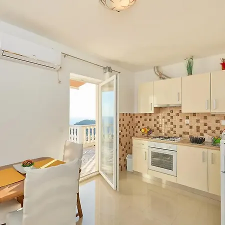 With Parking Space Maranovici, Mljet - 22339 Apartment *