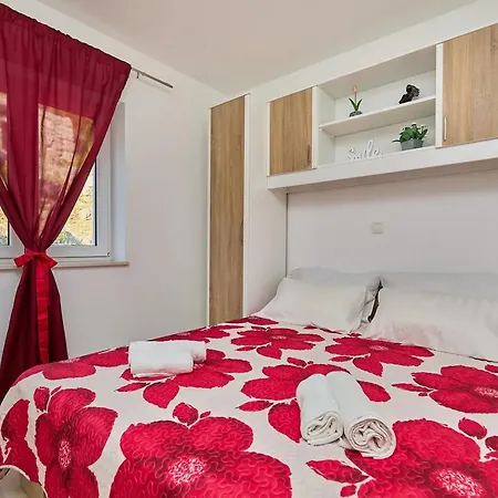 Appartement With Parking Space Maranovici, Mljet - 22339 Maranovići