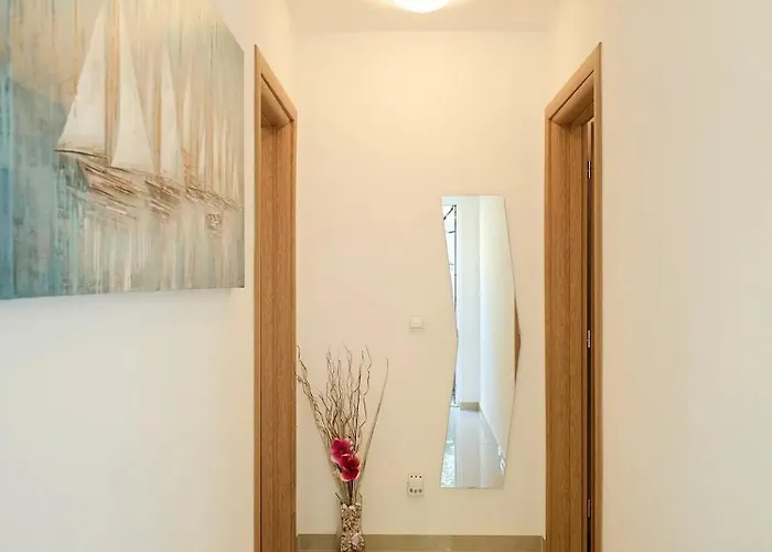 With Parking Space Maranovici, Mljet - 22339 Appartement *