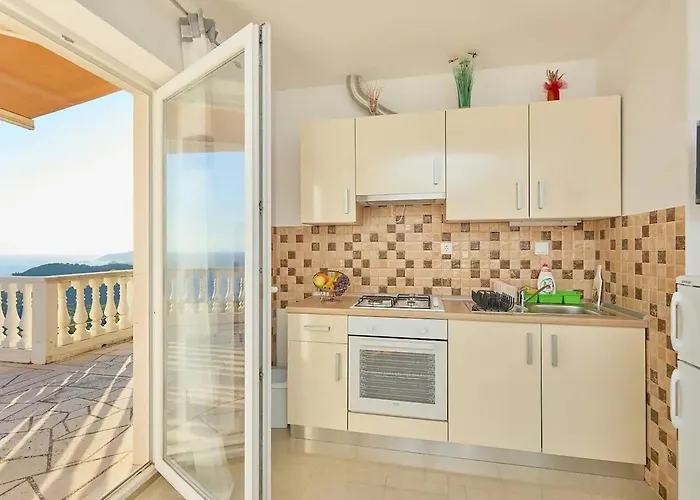 Lejlighed With Parking Space Maranovici, Mljet - 22339