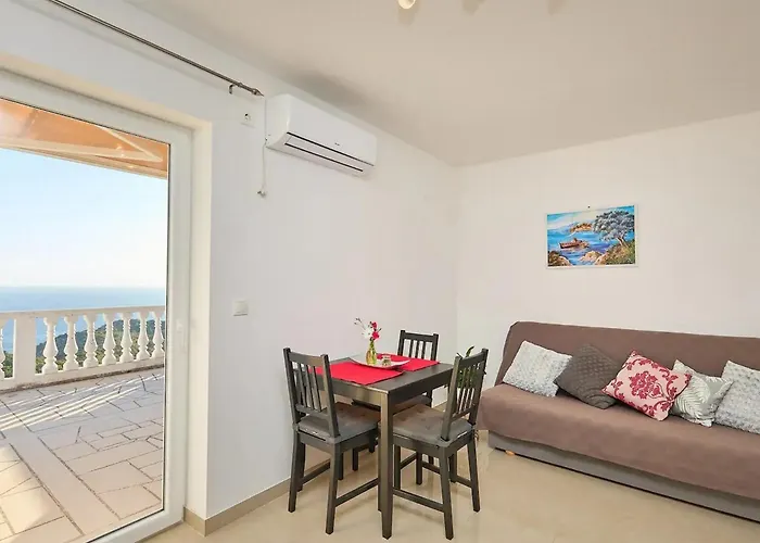 Appartement With Parking Space Maranovici, Mljet - 22339