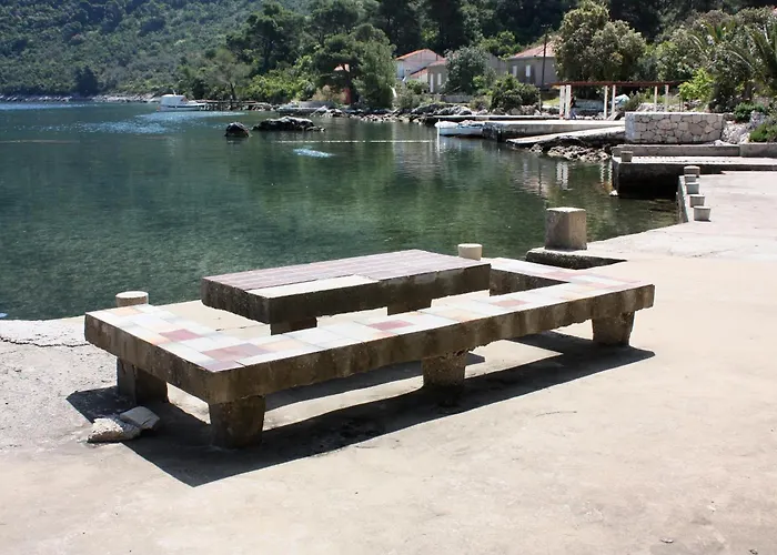 With Parking Space Maranovici, Mljet - 22339 Lejlighed
