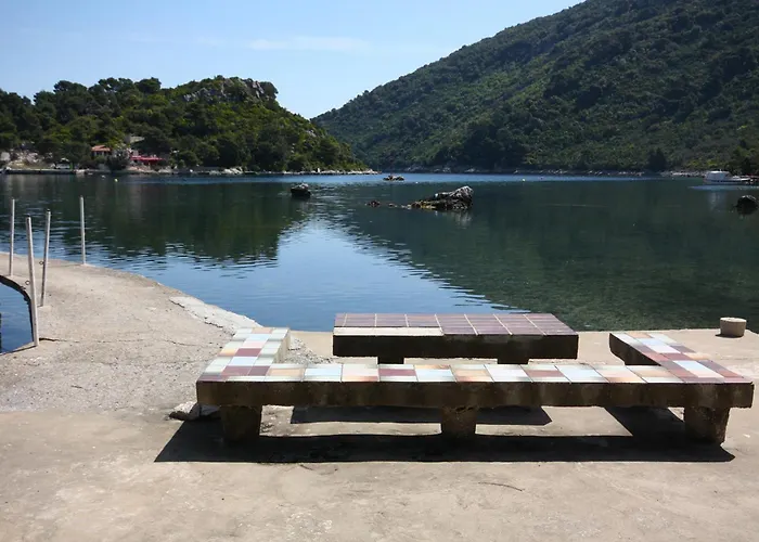 With Parking Space Maranovici, Mljet - 22339