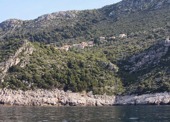 With Parking Space Maranovici, Mljet - 22339 Lejlighed *