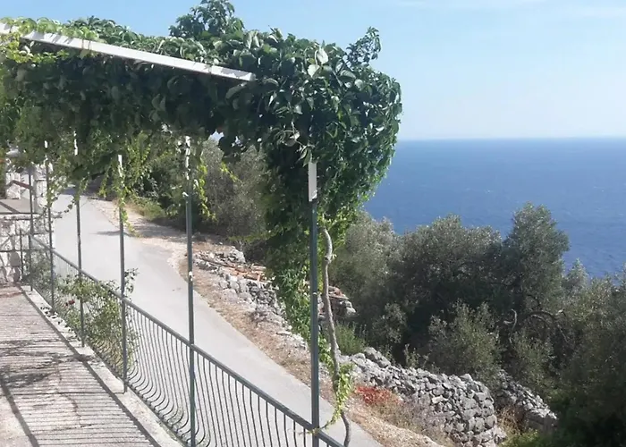 With Parking Space Maranovici, Mljet - 22339 * Maranovići